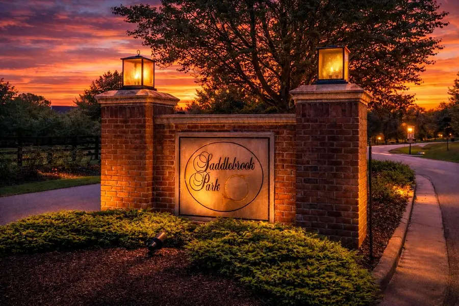 14122 Saddlebrook CIRCLE #18W, Mequon, WI 53097 - #3