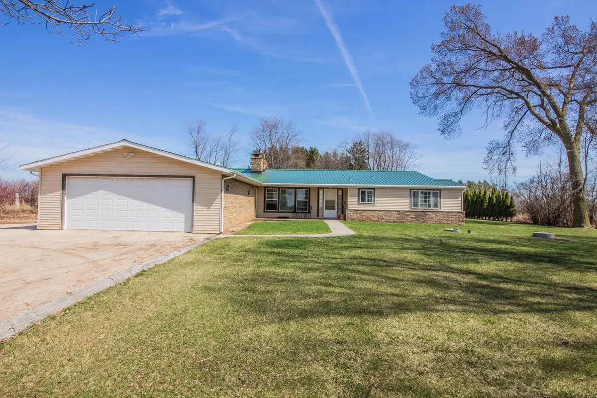 3919 Sunset ROAD, Sheboygan, WI 53081 - #1