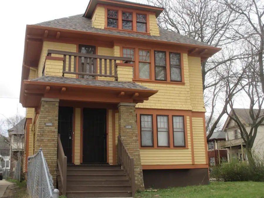 1302 N 26th STREET #1304, Milwaukee, WI 53205 - #2