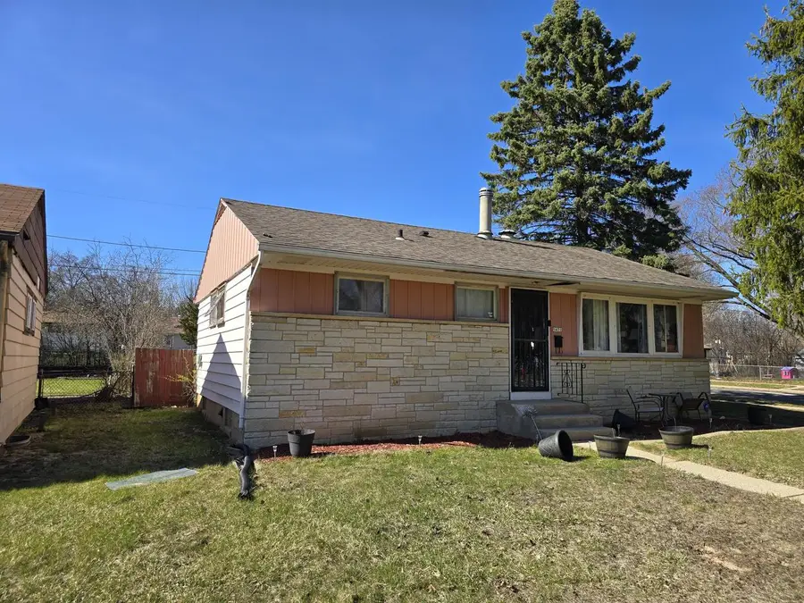 5471 N 74th STREET, Milwaukee, WI 53218 - #2