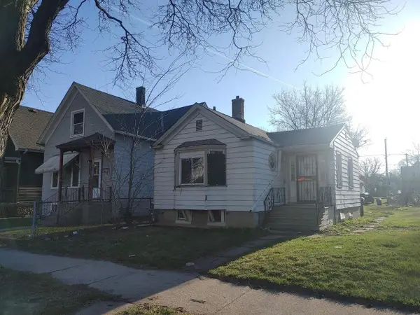 2922 N 6th STREET, Milwaukee, WI 53212