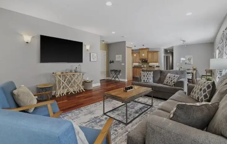 224 E Lloyd STREET, Milwaukee, WI 53212 - #2