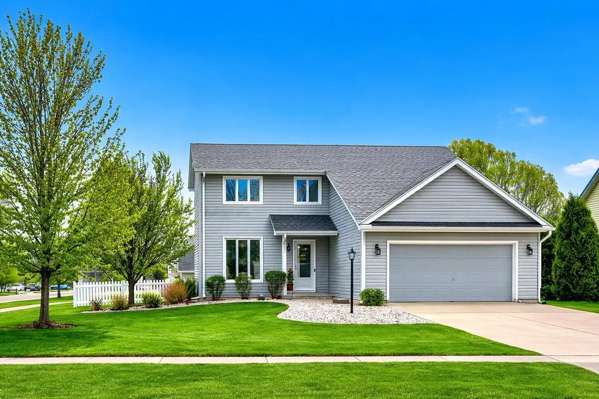 641 Small Farm ROAD, Mukwonago, WI 53149 - #1