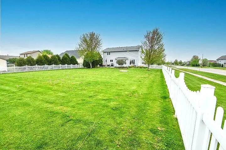 641 Small Farm ROAD, Mukwonago, WI 53149 - #3