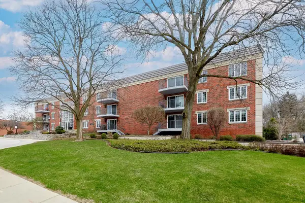 13335 Watertown Plank ROAD #303, Elm Grove, WI 53122