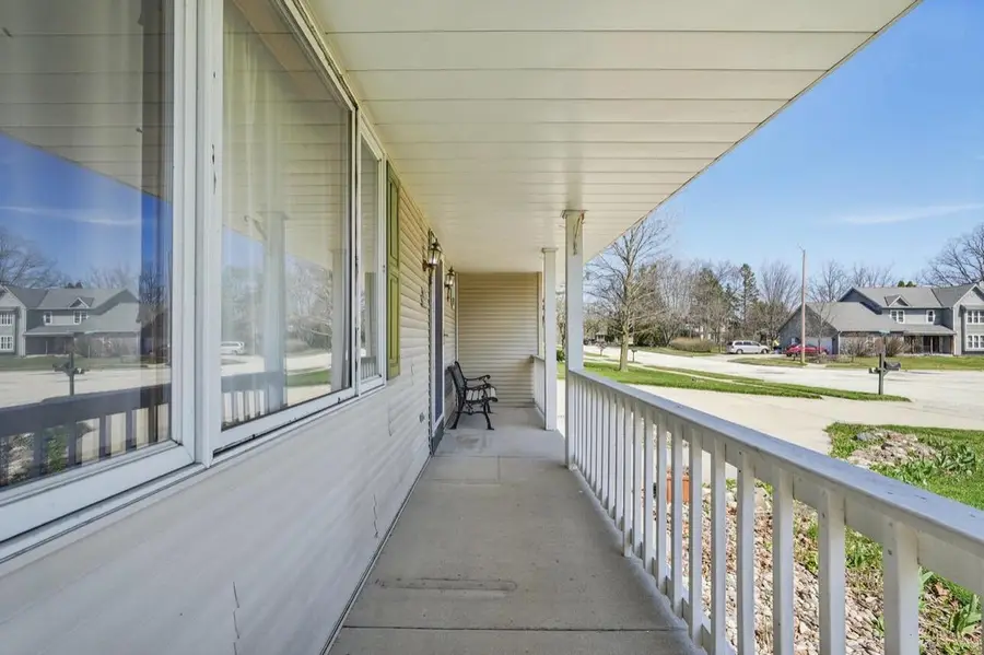 W207N17173 Parkview DRIVE, Jackson, WI 53037 - #3