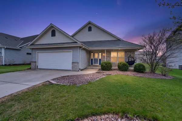 3929 Scenic WAY, Franksville, WI 53126