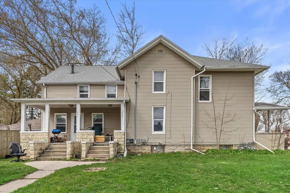 302 4th STREET, Beaver Dam, WI 53916 - #1