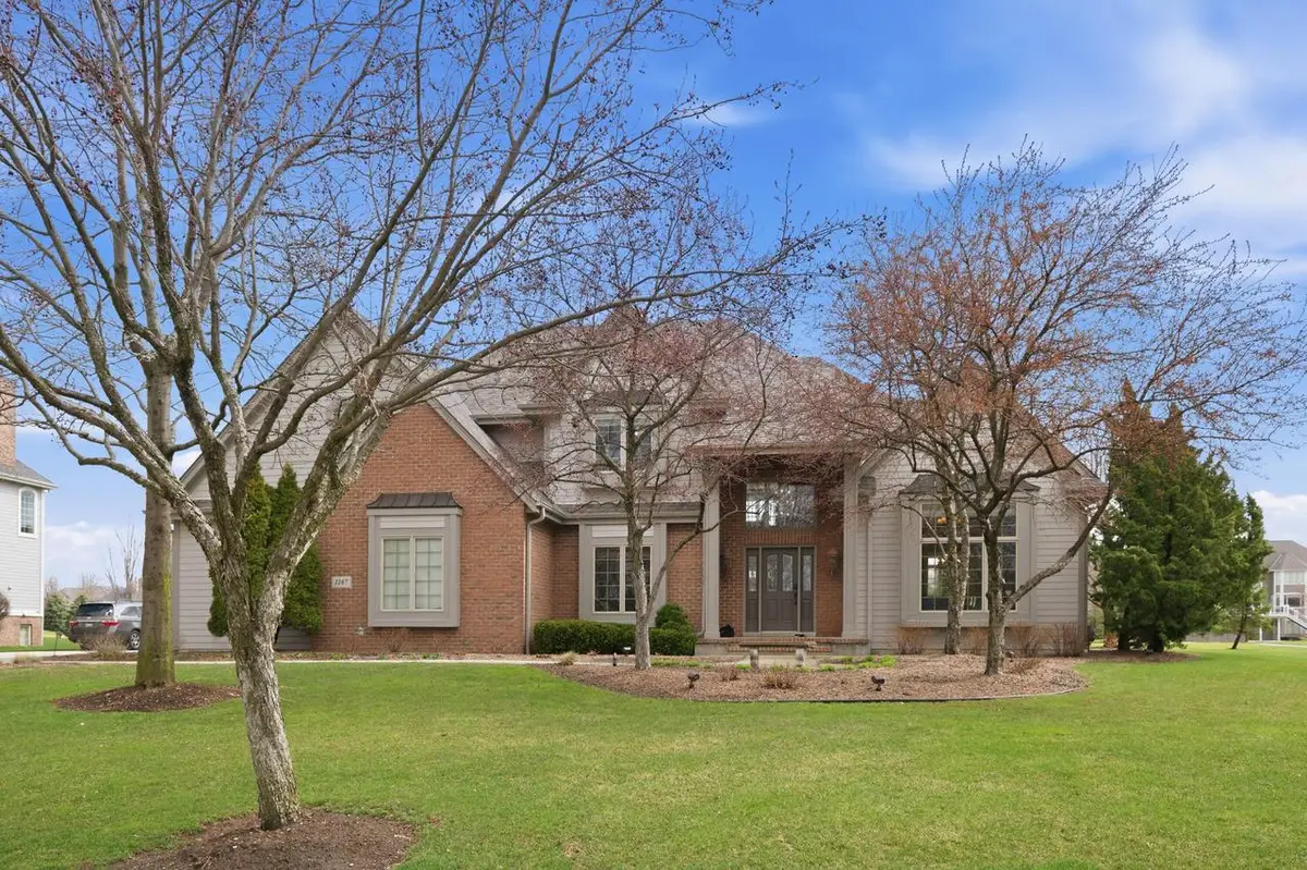 1267 Mary Hill CIRCLE, Hartland, WI 53029 - #1