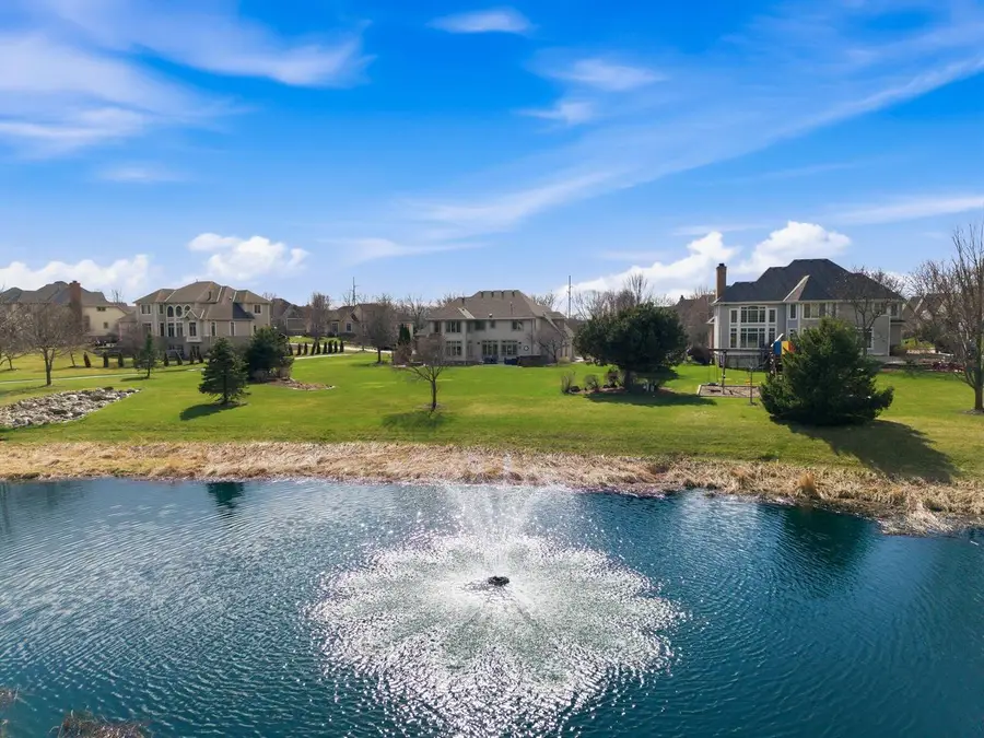 1267 Mary Hill CIRCLE, Hartland, WI 53029 - #3