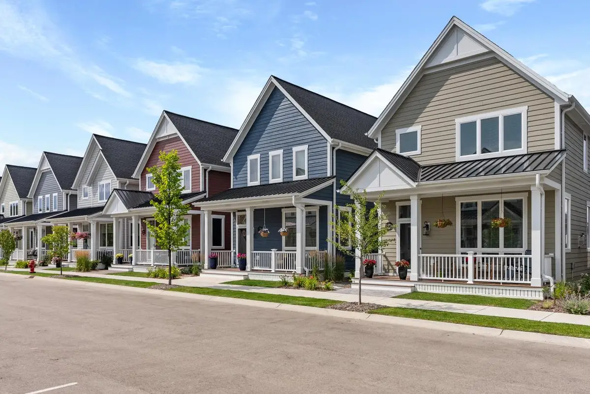 6240 W Fox Crossing DRIVE, Mequon, WI 53092 - #1