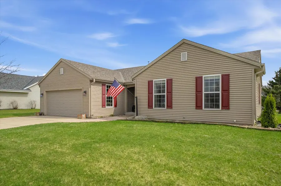 1879 Kissel DRIVE, Hartford, WI 53027 - #2