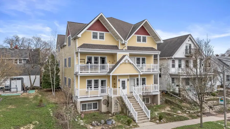 3270 N Cambridge AVENUE #2, Milwaukee, WI 53211 - #2