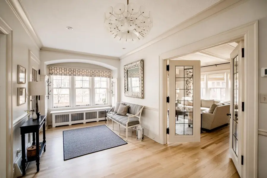 3048 N Shepard AVENUE, Milwaukee, WI 53211 - #3