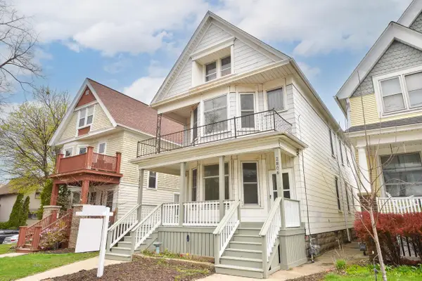 2804 S Logan AVENUE #2806, Milwaukee, WI 53207