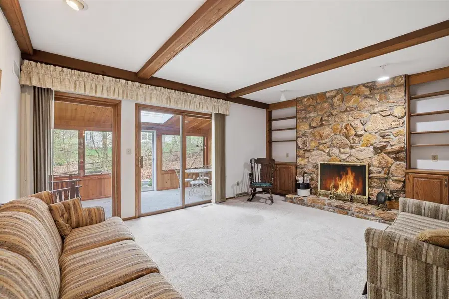 4615 S Delphine DRIVE, New Berlin, WI 53151 - #2