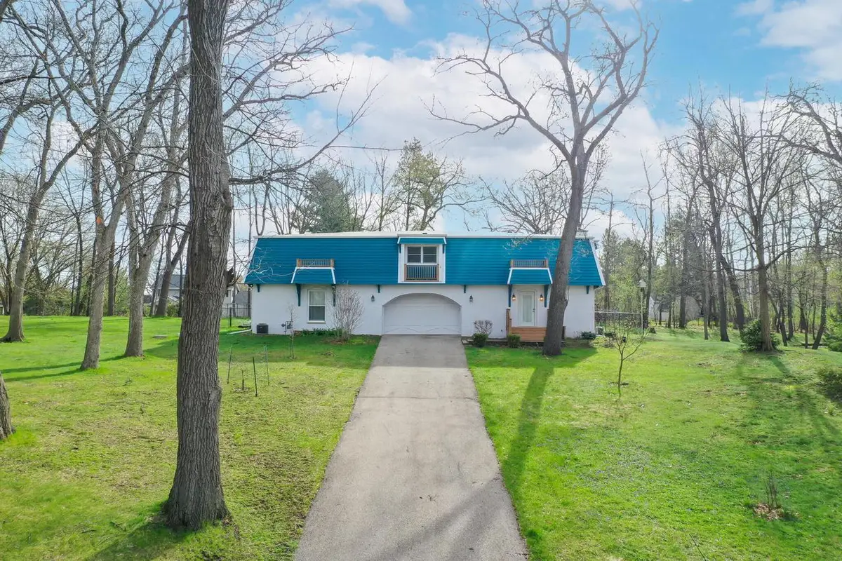 2828 N River Bluff DRIVE, Janesville, WI 53545 - #1