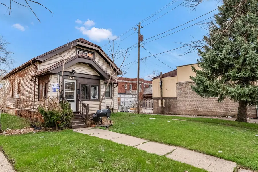 2320 N 47th STREET, Milwaukee, WI 53210 - #2