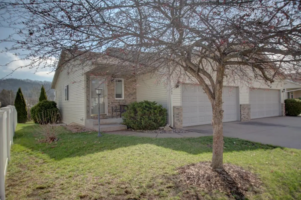 968 8th AVENUE N, Onalaska, WI 54650 - #1