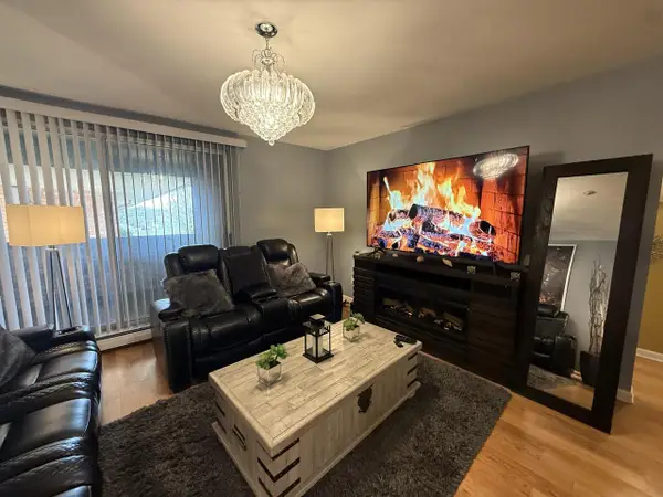 4155 W Rivers Edge CIRCLE #13, Brown Deer, WI 53209