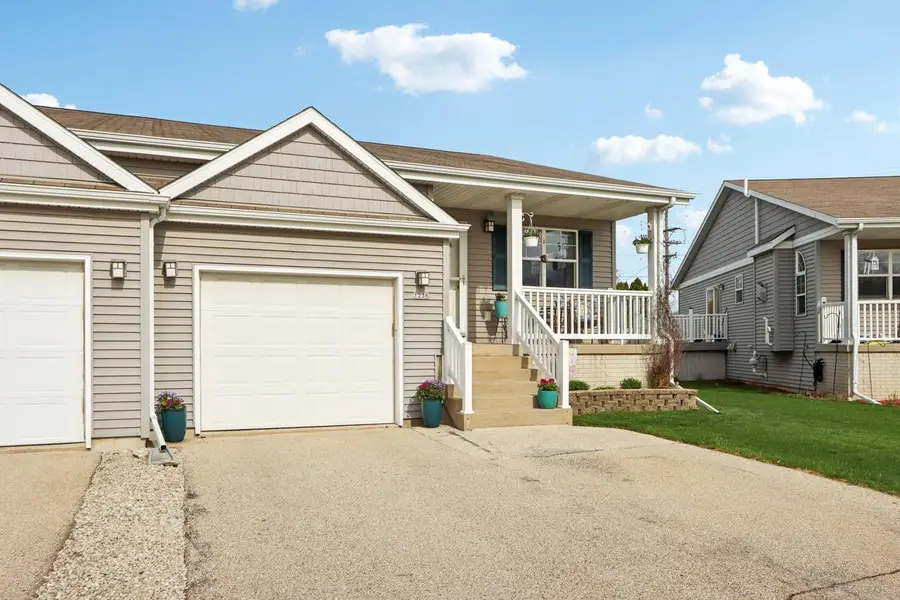 1238 Lombardi WAY, Waukesha, WI 53186 - #2