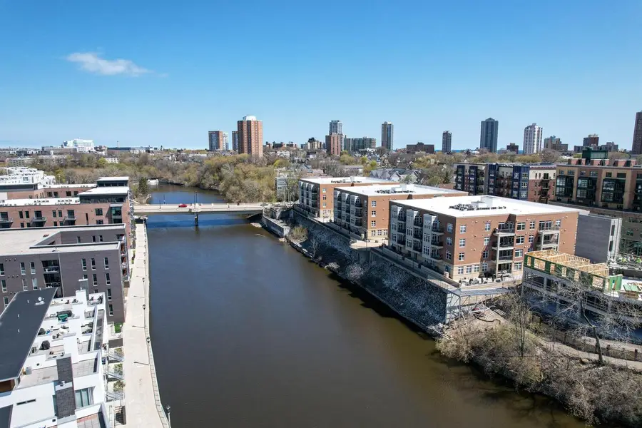 1915 N Water STREET #409, Milwaukee, WI 53202 - #2