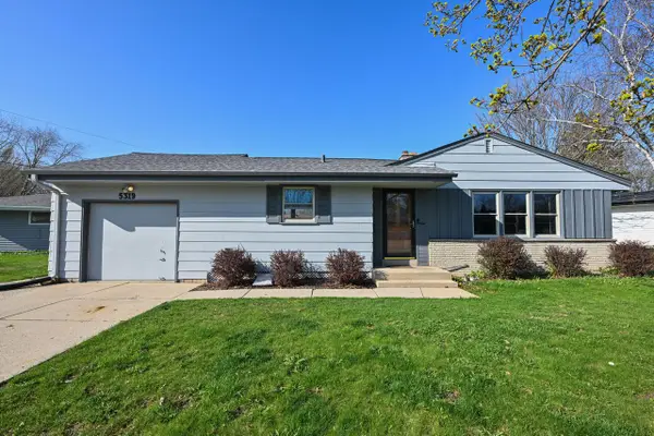 5319 Lakeside DRIVE, Greendale, WI 53129