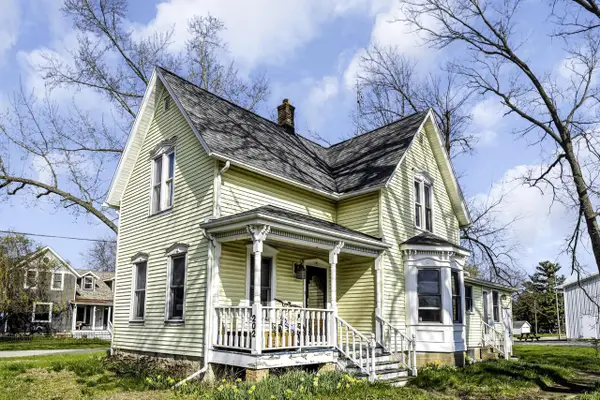 202 Park STREET, Silver Lake, WI 53170