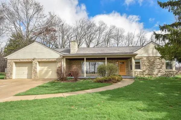 N93W15358 Hillside LANE, Menomonee Falls, WI 53051