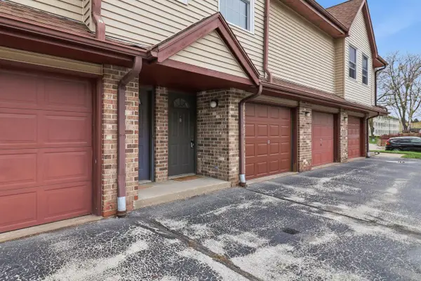 2077 S 102nd STREET #D, West Allis, WI 53227