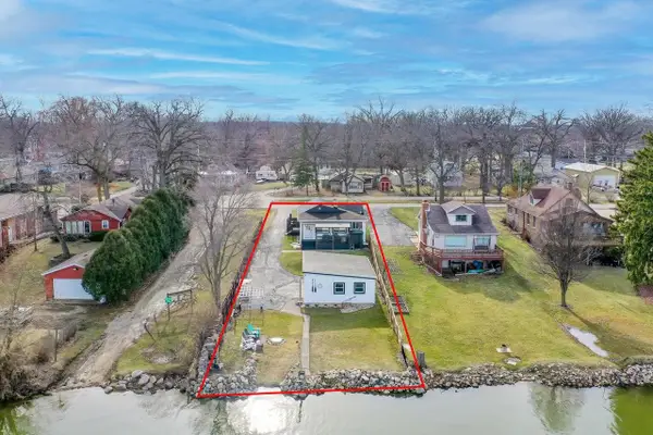 2225 Lakeshore DRIVE, Kansasville, WI 53139