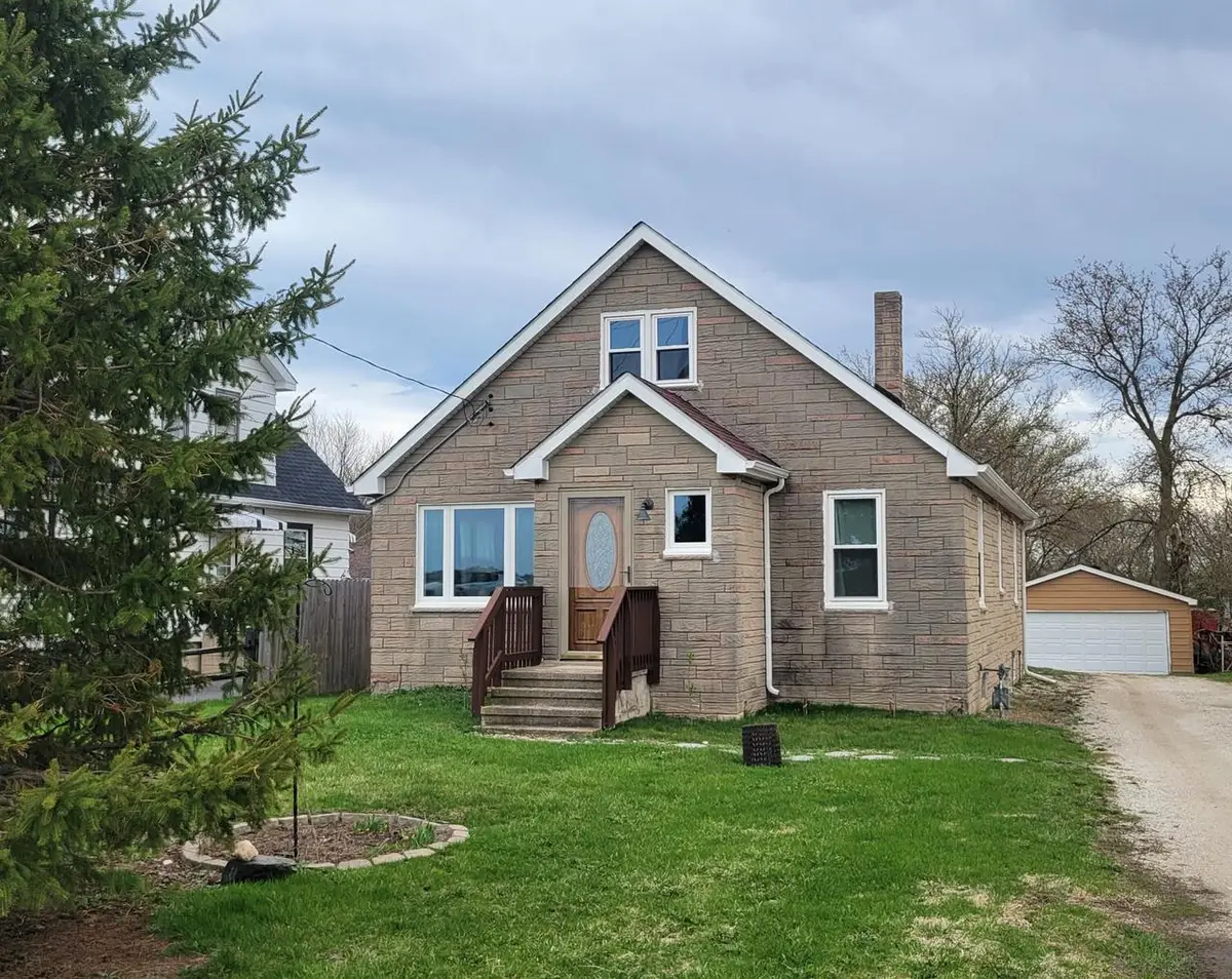 7107 38th STREET, Kenosha, WI 53144 - #1