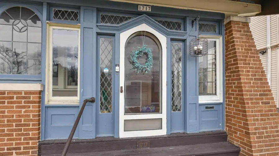 1717 N 47th STREET, Milwaukee, WI 53208 - #2