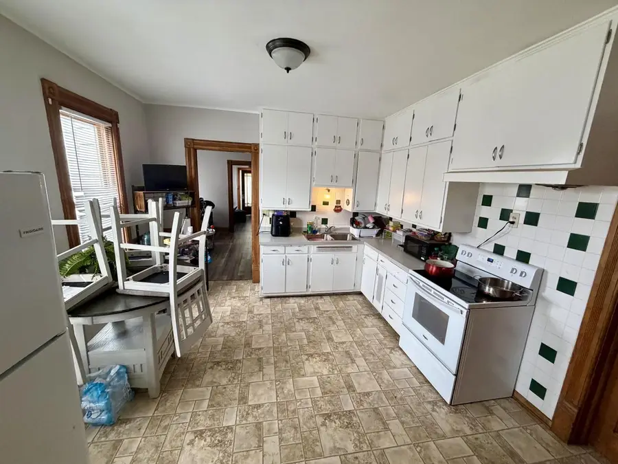 4168 N 92nd STREET, Milwaukee, WI 53222 - #3