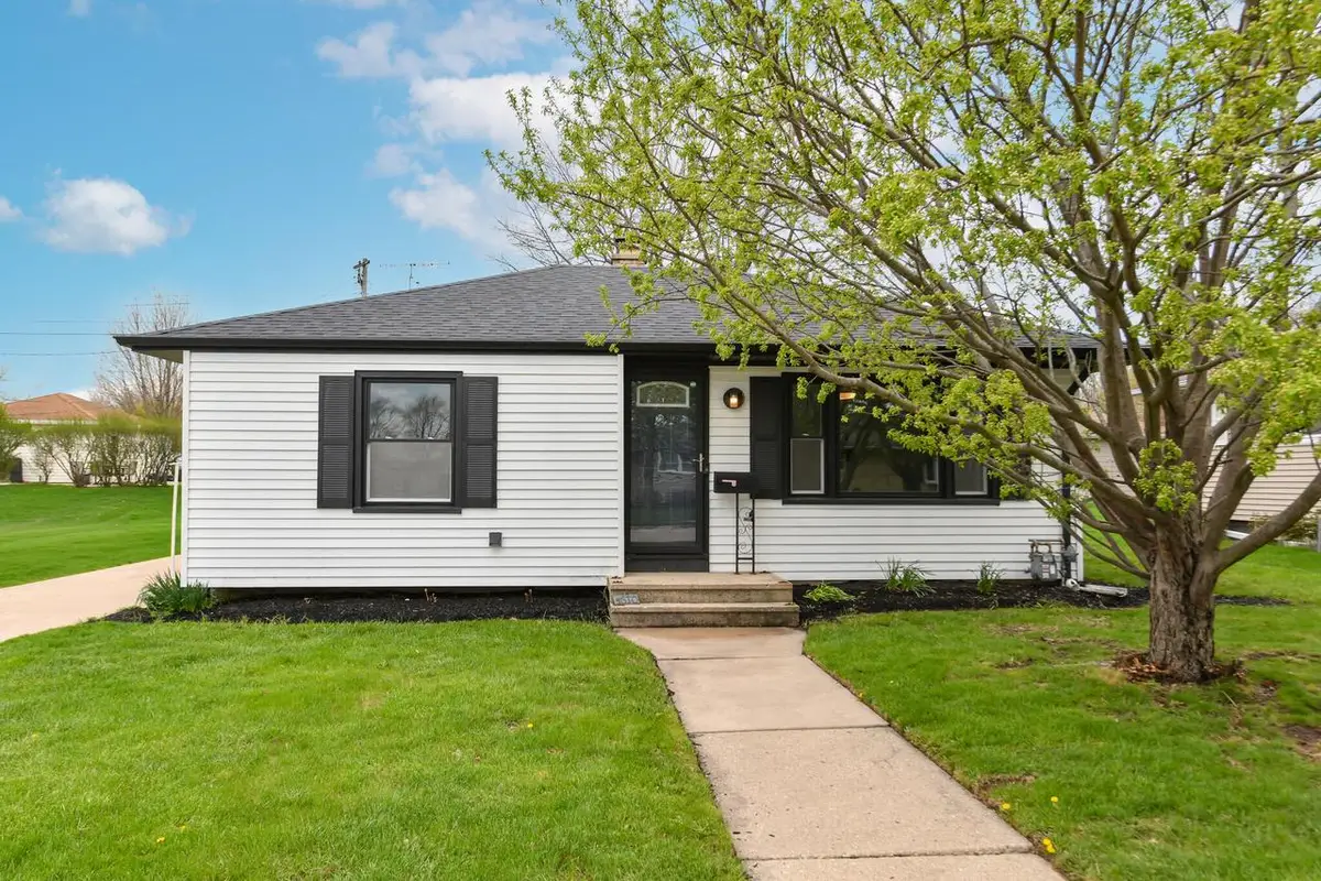 5610 46th AVENUE, Kenosha, WI 53144 - #1