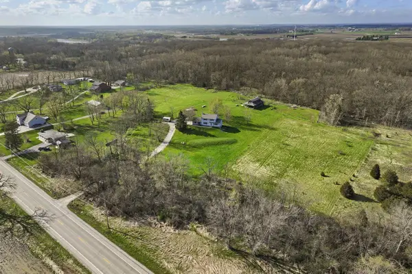 26326 Durand AVENUE, Kansasville, WI 53139