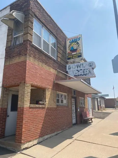 4722 N 22nd STREET, Milwaukee, WI 53209