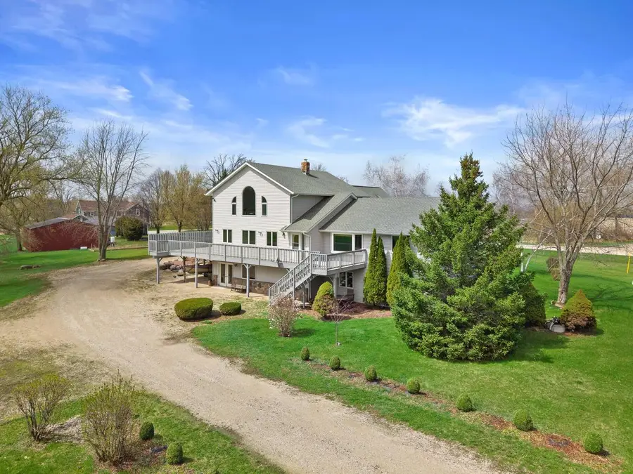 7293 Aurora ROAD, West Bend, WI 53090 - #2