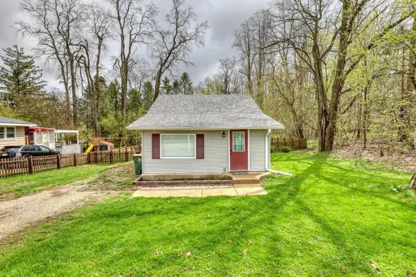 1006 Wilmot AVENUE, Twin Lakes, WI 53181