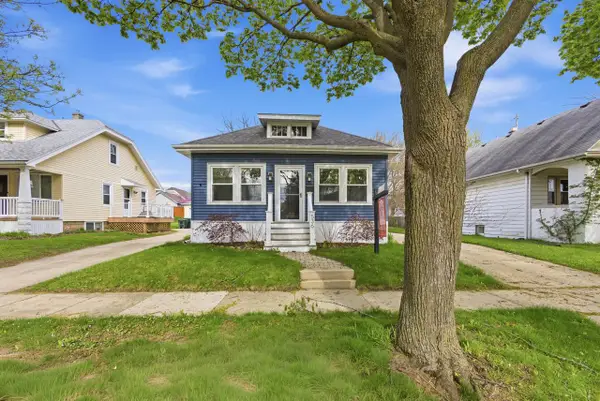 536 61st STREET, Wauwatosa, WI 53213