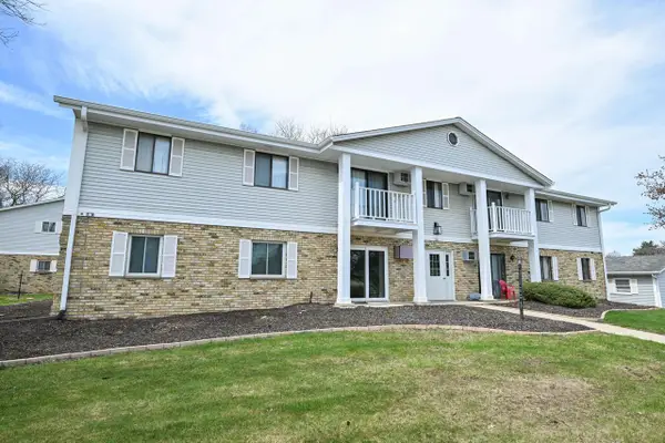 786 S River ROAD #4, West Bend, WI 53095