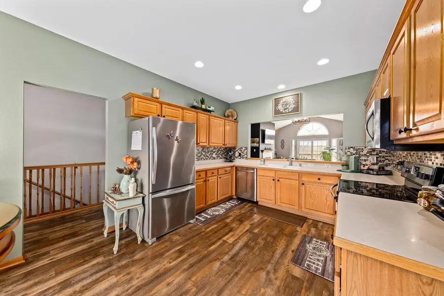 2804 Glen Ivy DRIVE, West Bend, WI 53090 - #3