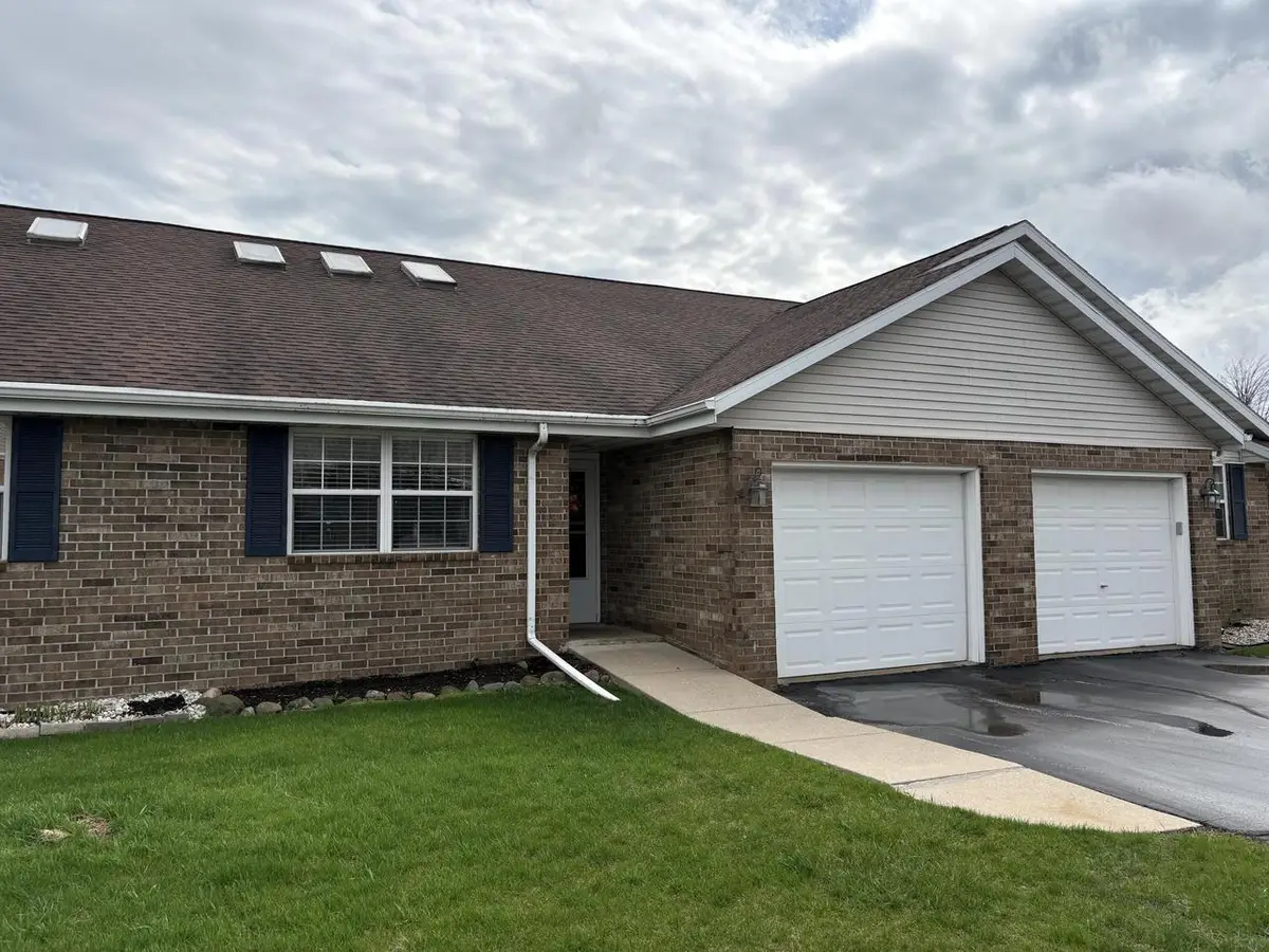 321 Davis STREET #2, Elkhorn, WI 53121 - #1