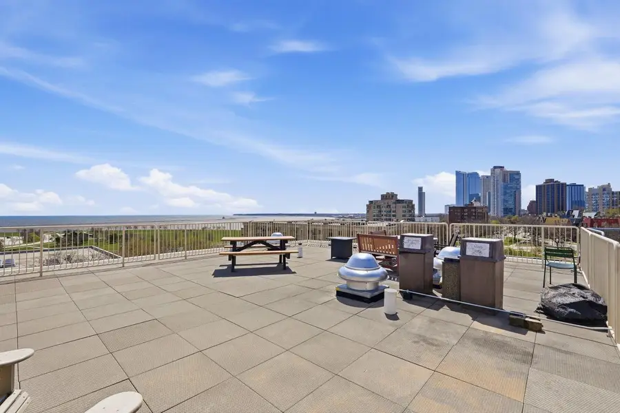 1409 N Prospect AVENUE #102, Milwaukee, WI 53202 - #3