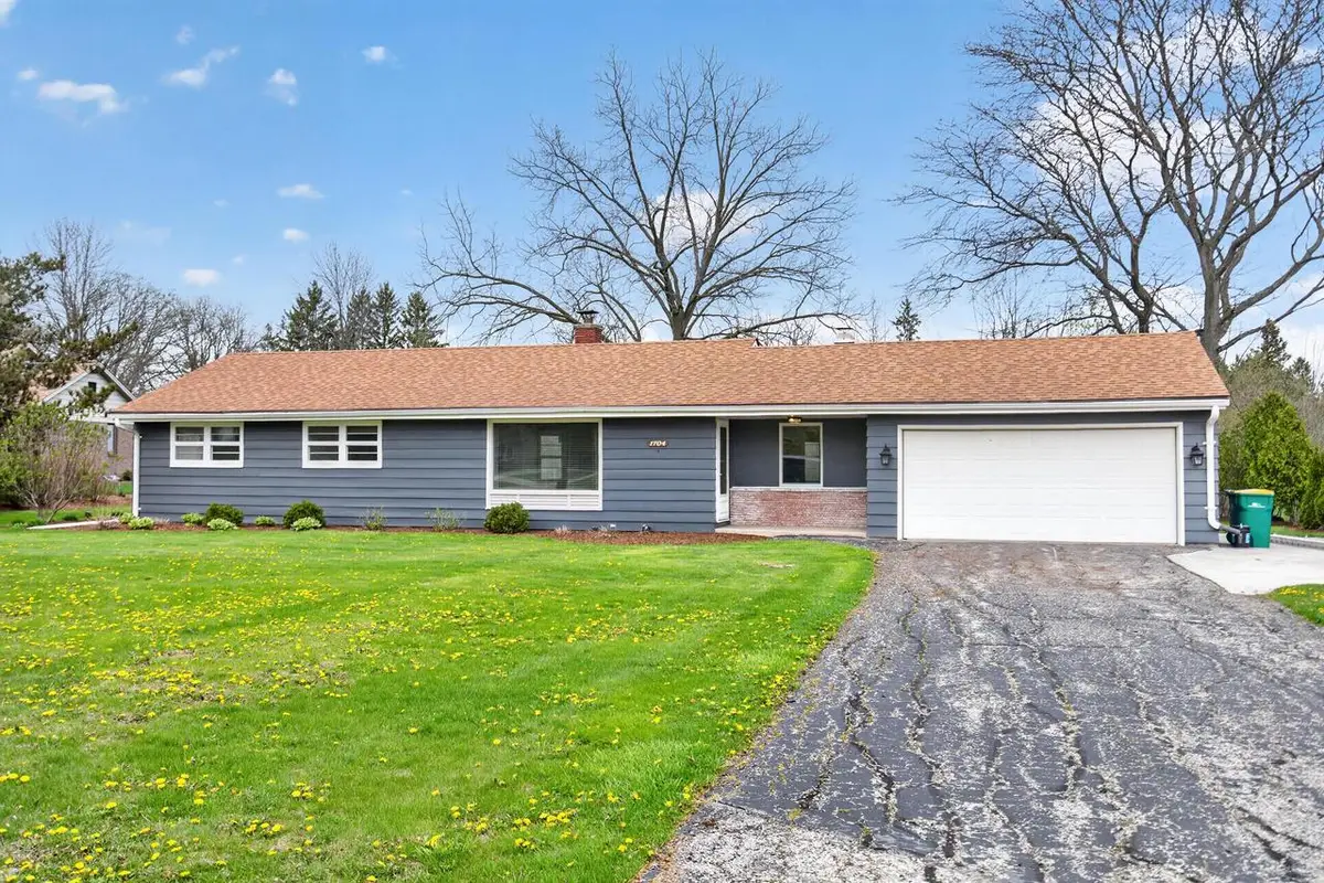 1704 El Rancho DRIVE, Mequon, WI 53092 - #1