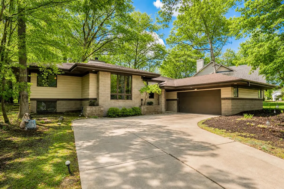 6746 35th STREET, Franklin, WI 53132 - #1
