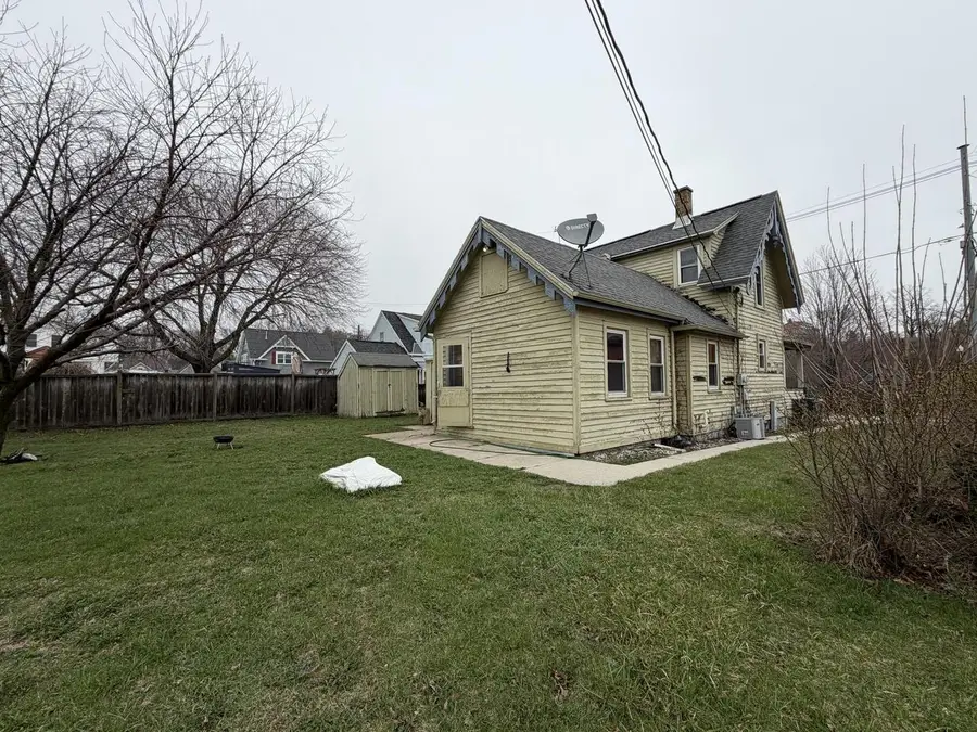 309 Broadway STREET, Sheboygan Falls, WI 53085 - #2