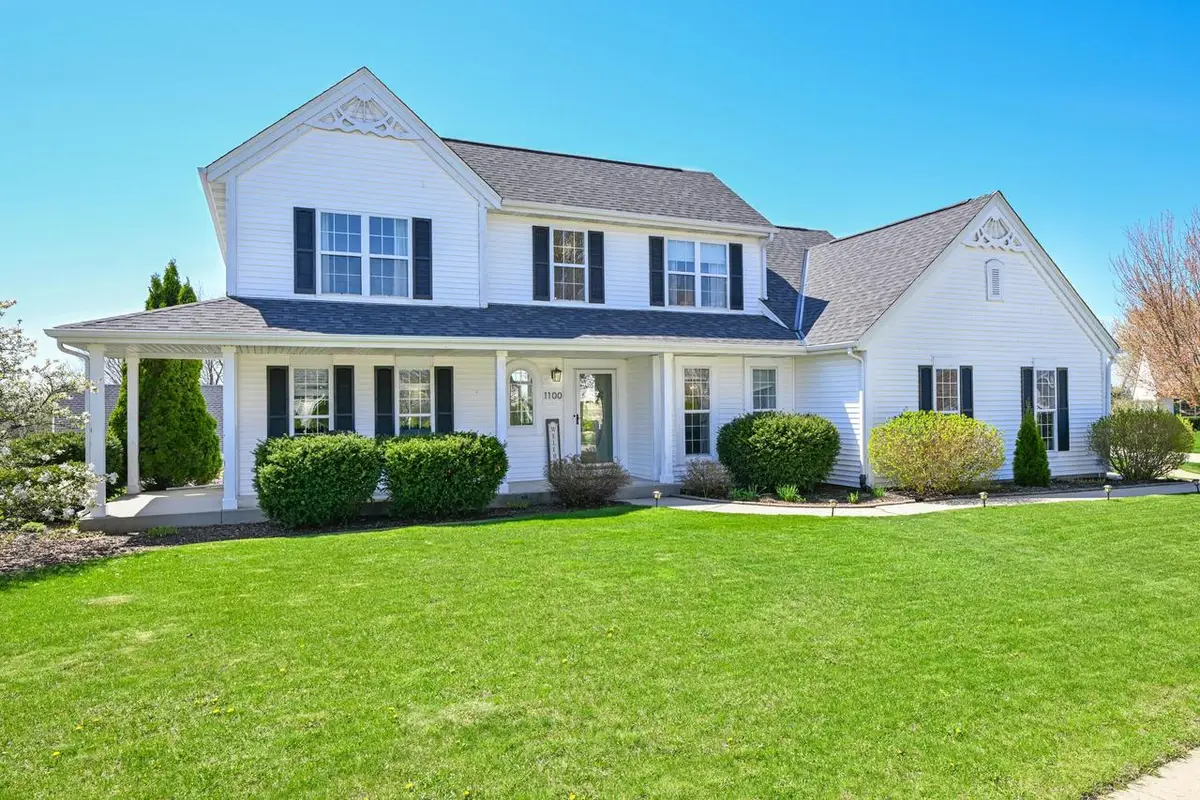 1100 Dana LANE, Waukesha, WI 53189 - #1