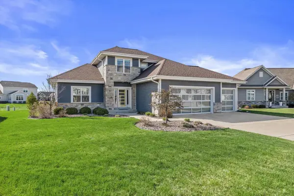 3105 Mendota COURT, Summit, WI 53066