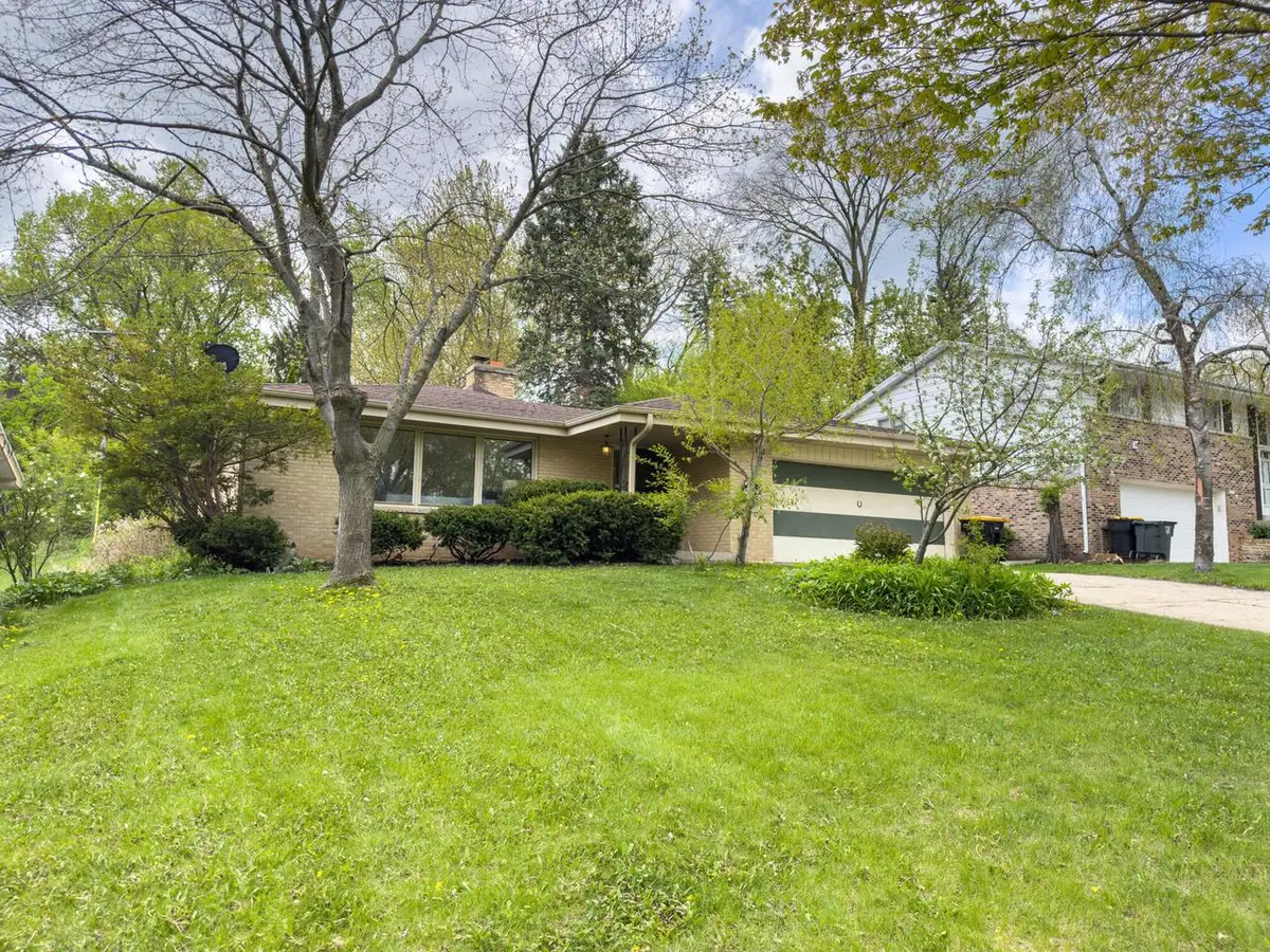 10731 Keefe AVENUE, Wauwatosa, WI 53222 - #1